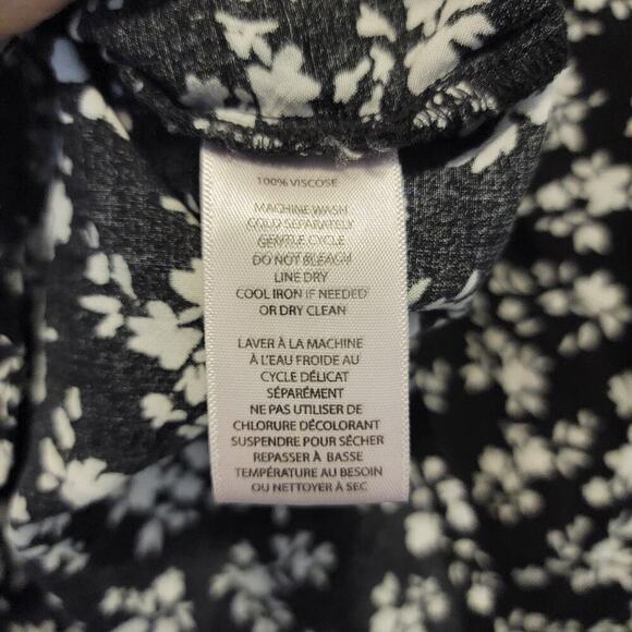 Ditzy Floral Long Sleeve Peasant Top - Picture 6 of 7